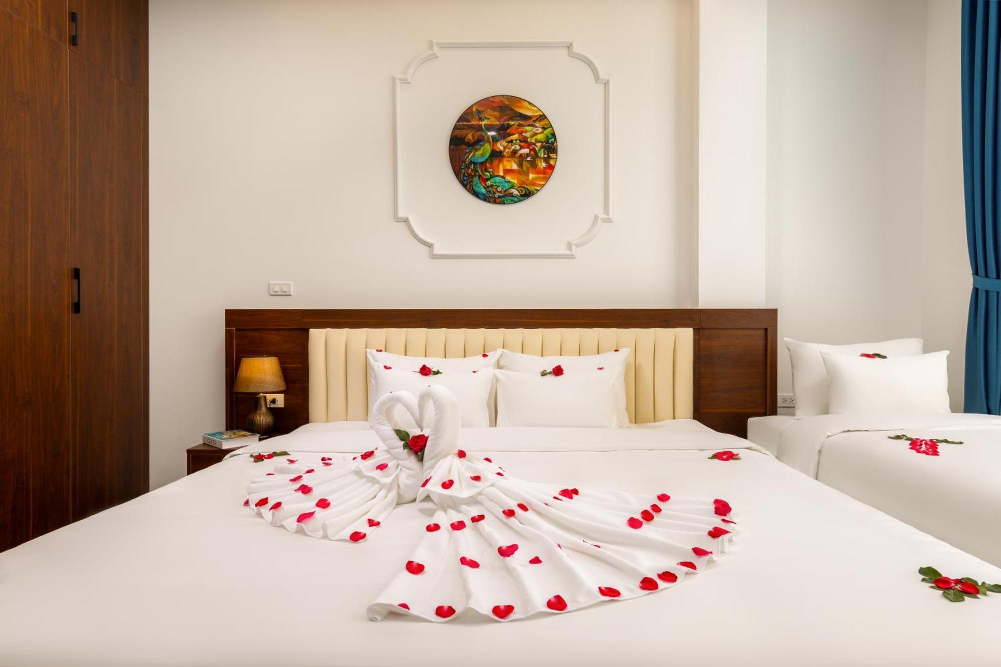 Casa Valentina Hanoi Hotel Екстериор снимка