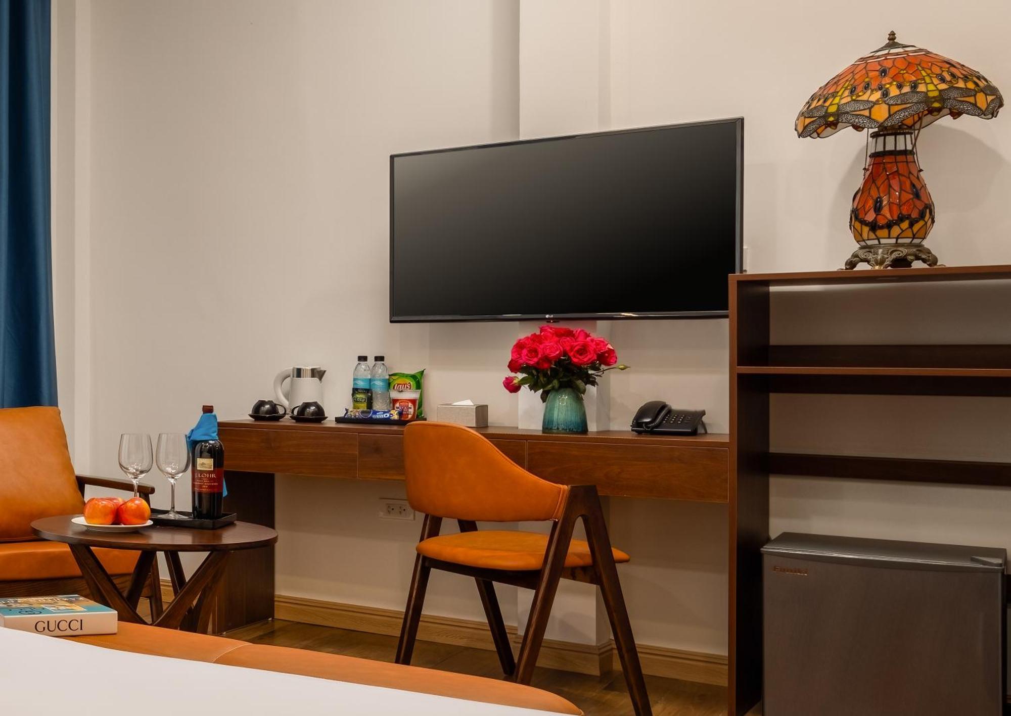 Casa Valentina Hanoi Hotel Екстериор снимка